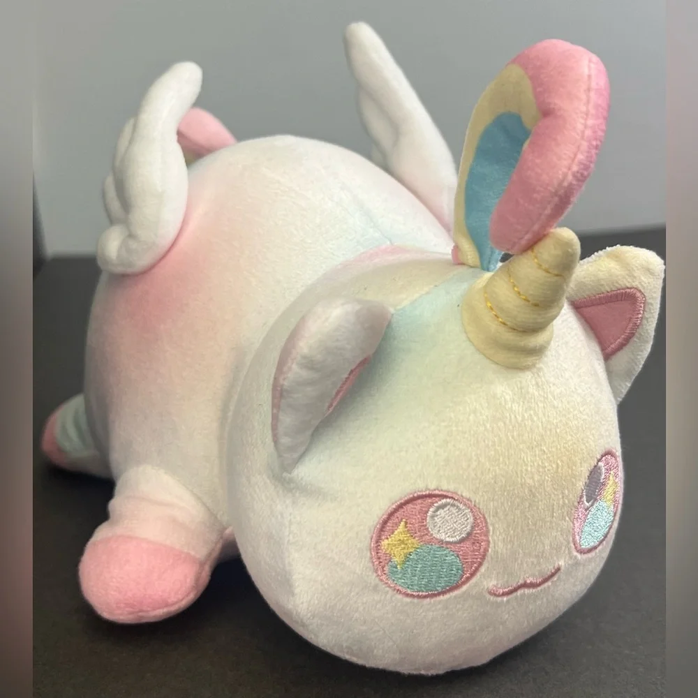 CatFace- Rainbow Cat Unicorn Figure,‎ Pre- Owned